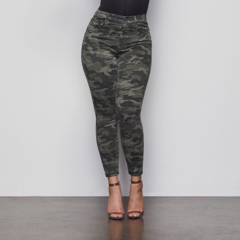 Good American High Rise “Good Waist” Camo Jeans
